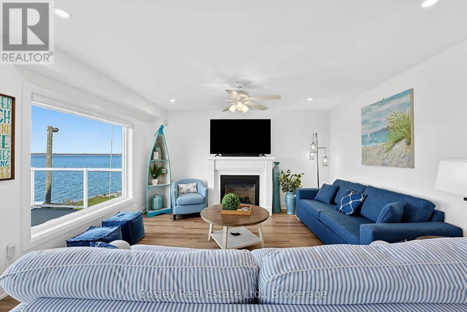 42 ROBINS POINT ROAD