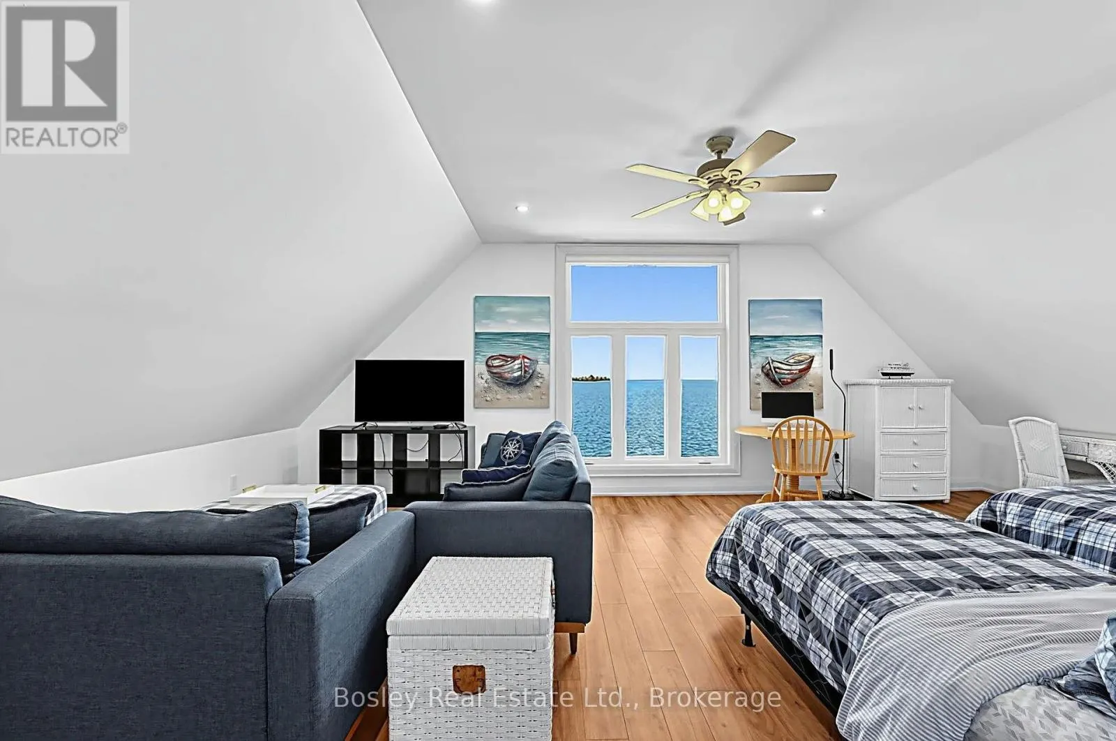 42 ROBINS POINT ROAD