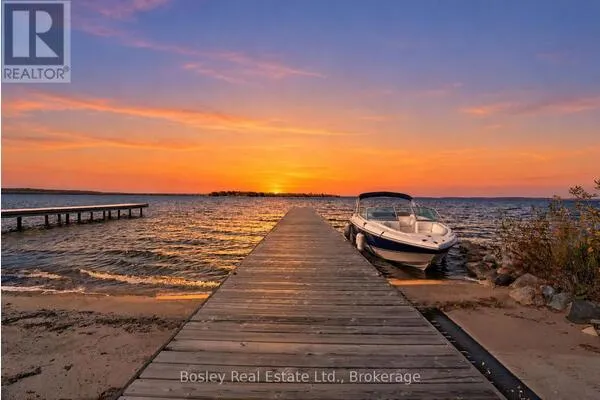 42 ROBINS POINT ROAD