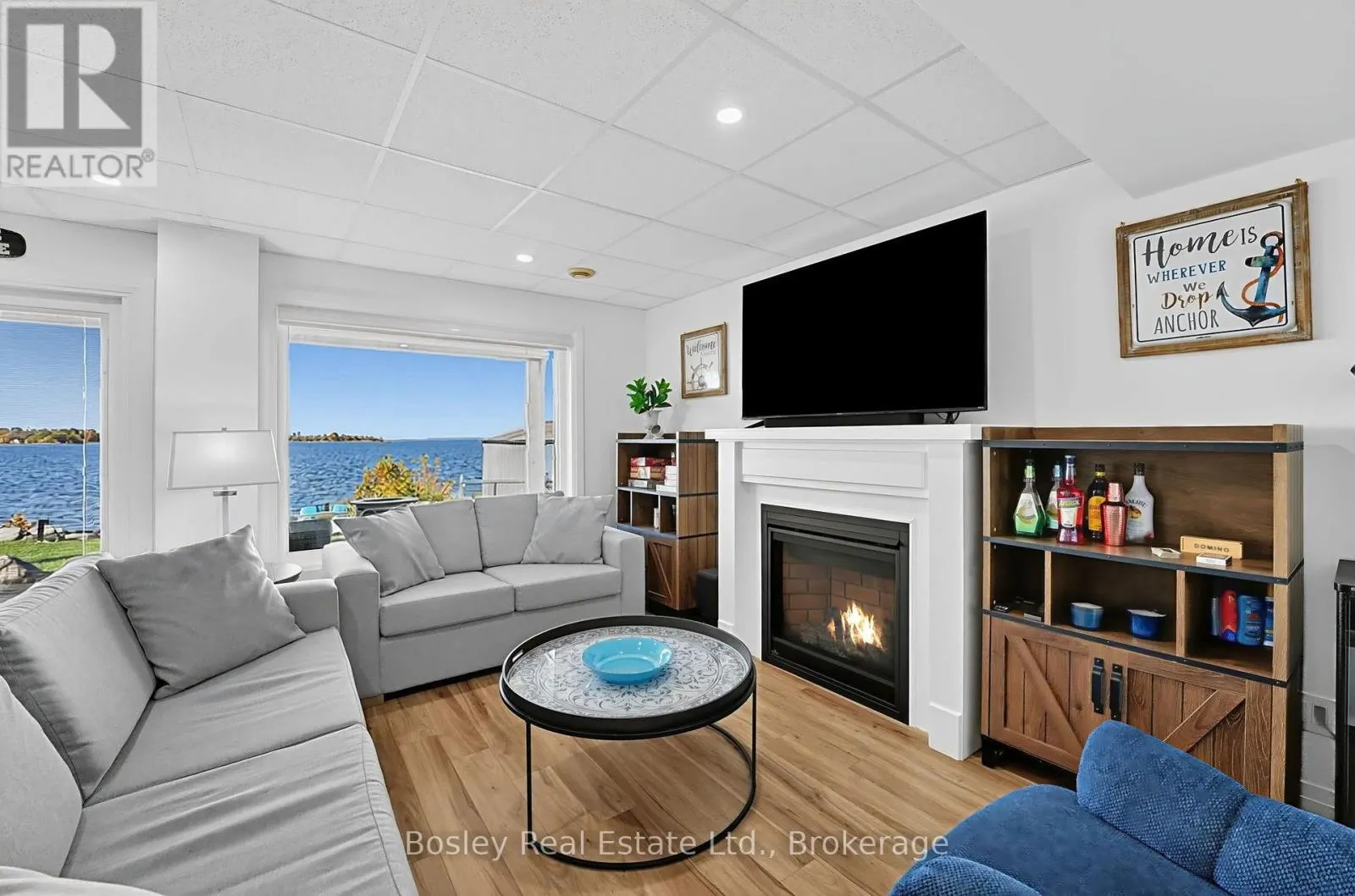 42 ROBINS POINT ROAD