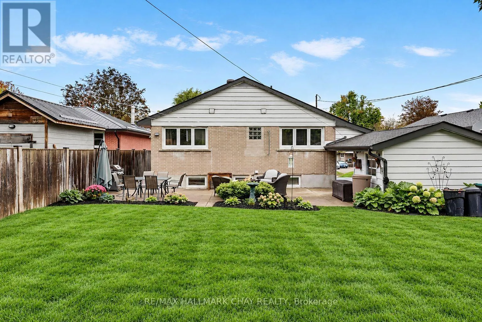 23 MARION CRESCENT