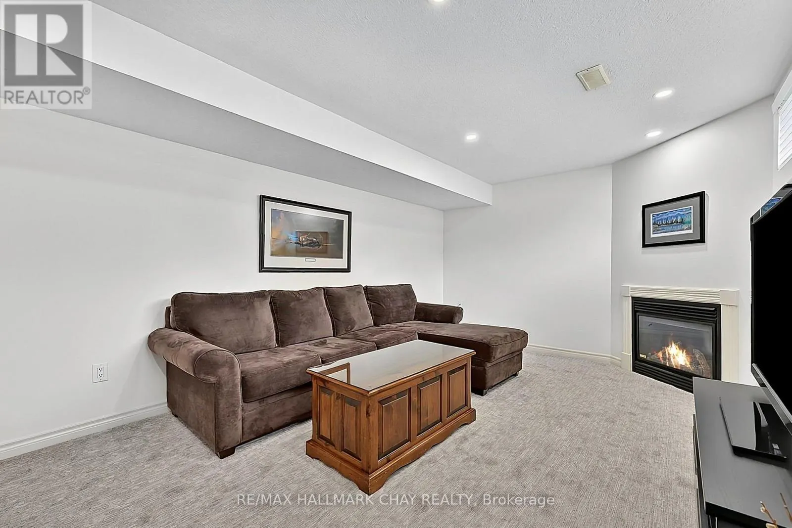 23 MARION CRESCENT