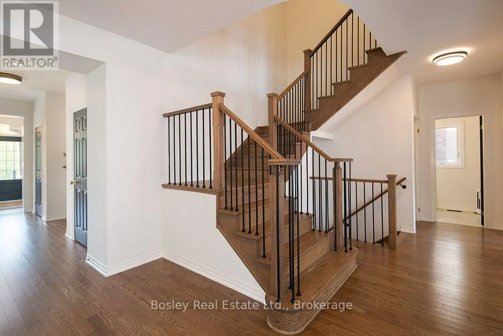 259 CENTRE STREET W