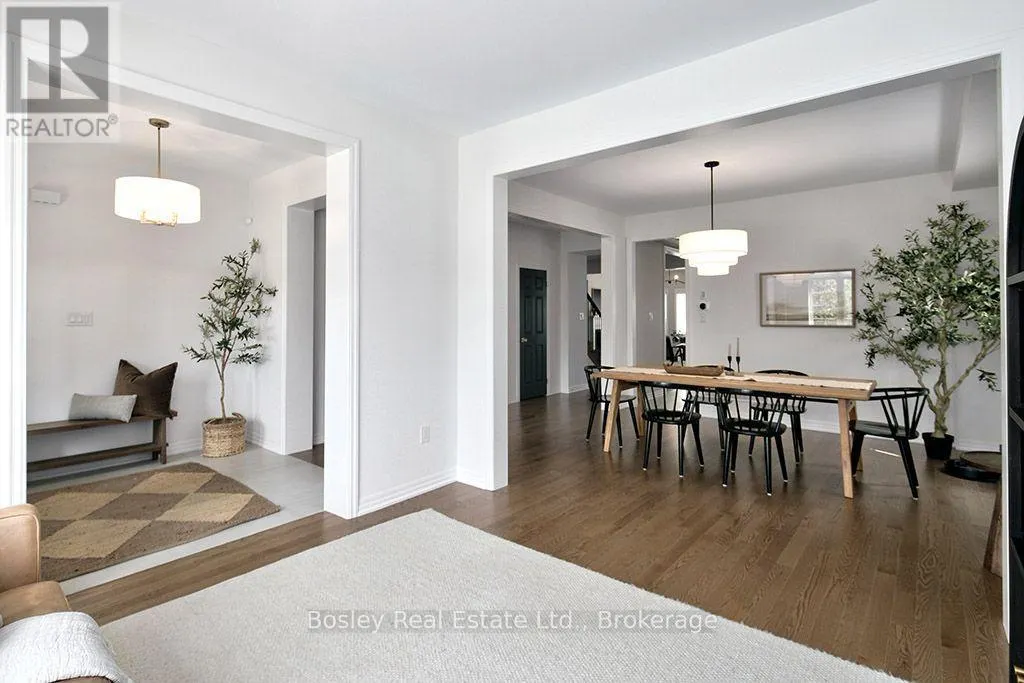 259 CENTRE STREET W