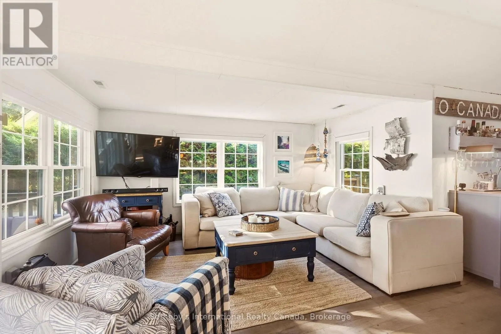 3211 CRESCENT BAY ROAD
