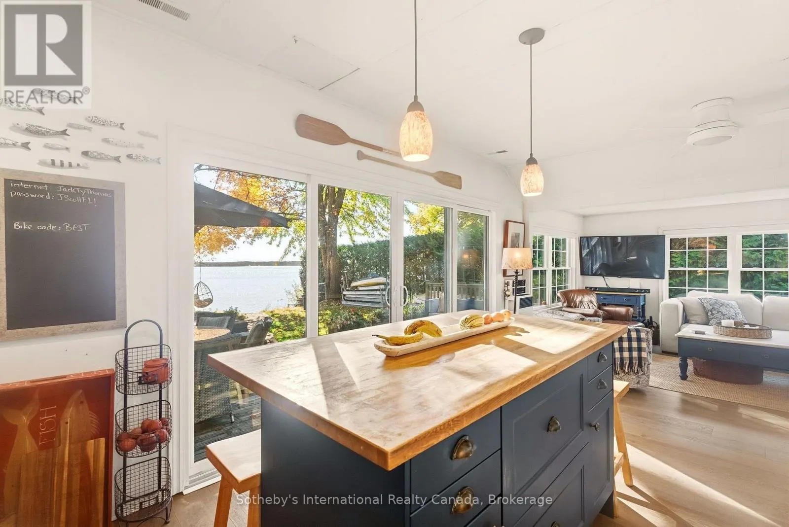 3211 CRESCENT BAY ROAD