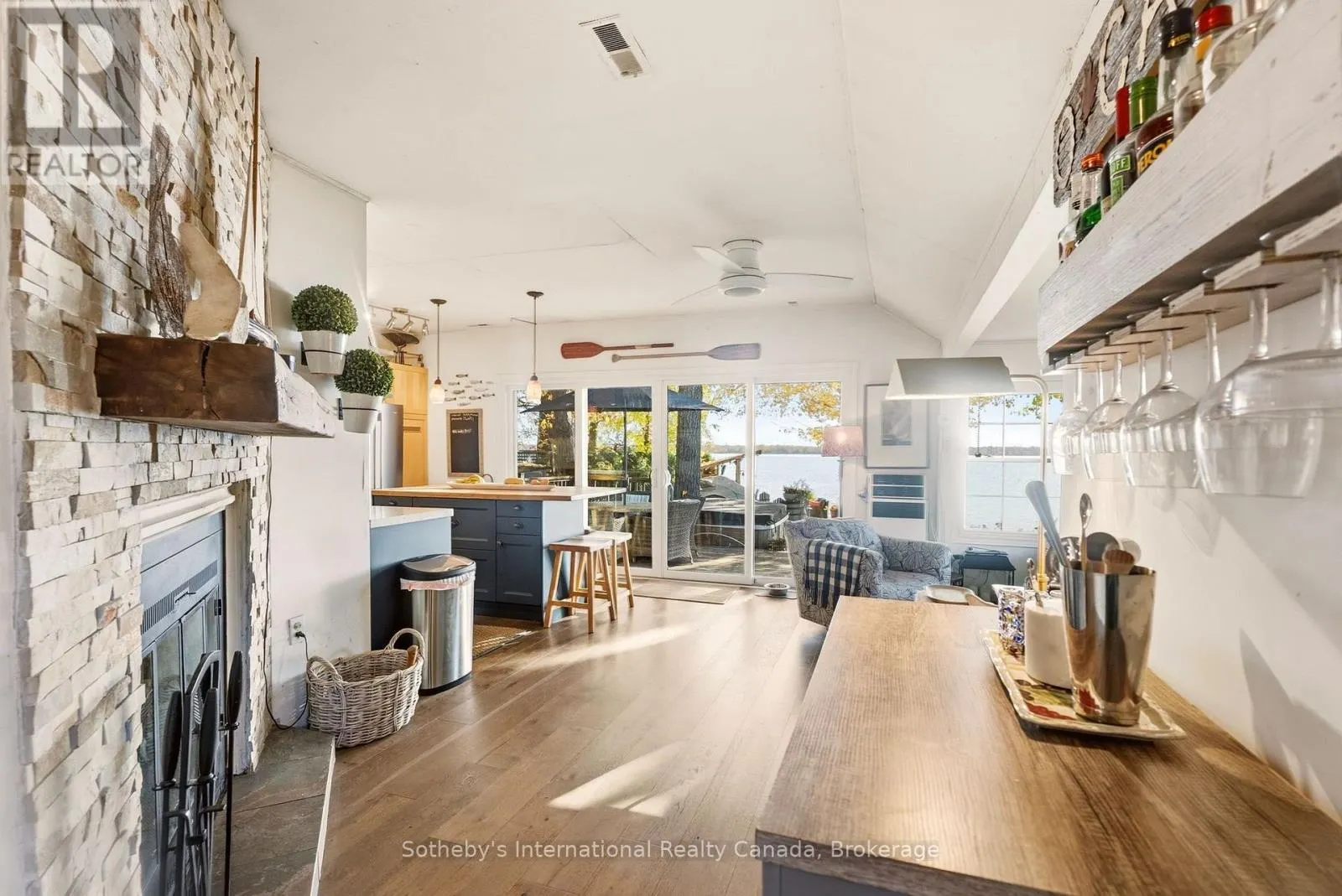 3211 CRESCENT BAY ROAD