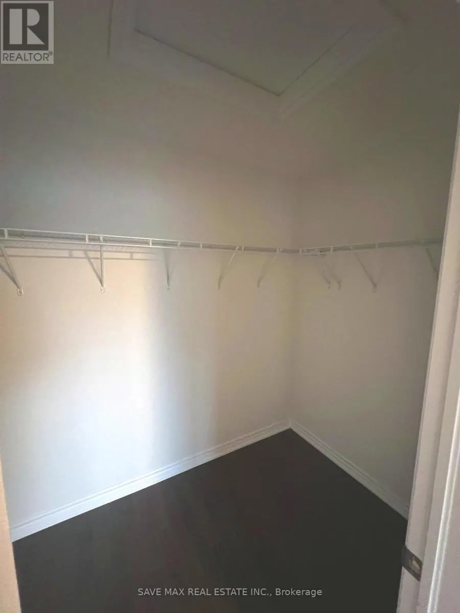 209 TERRY FOX DRIVE