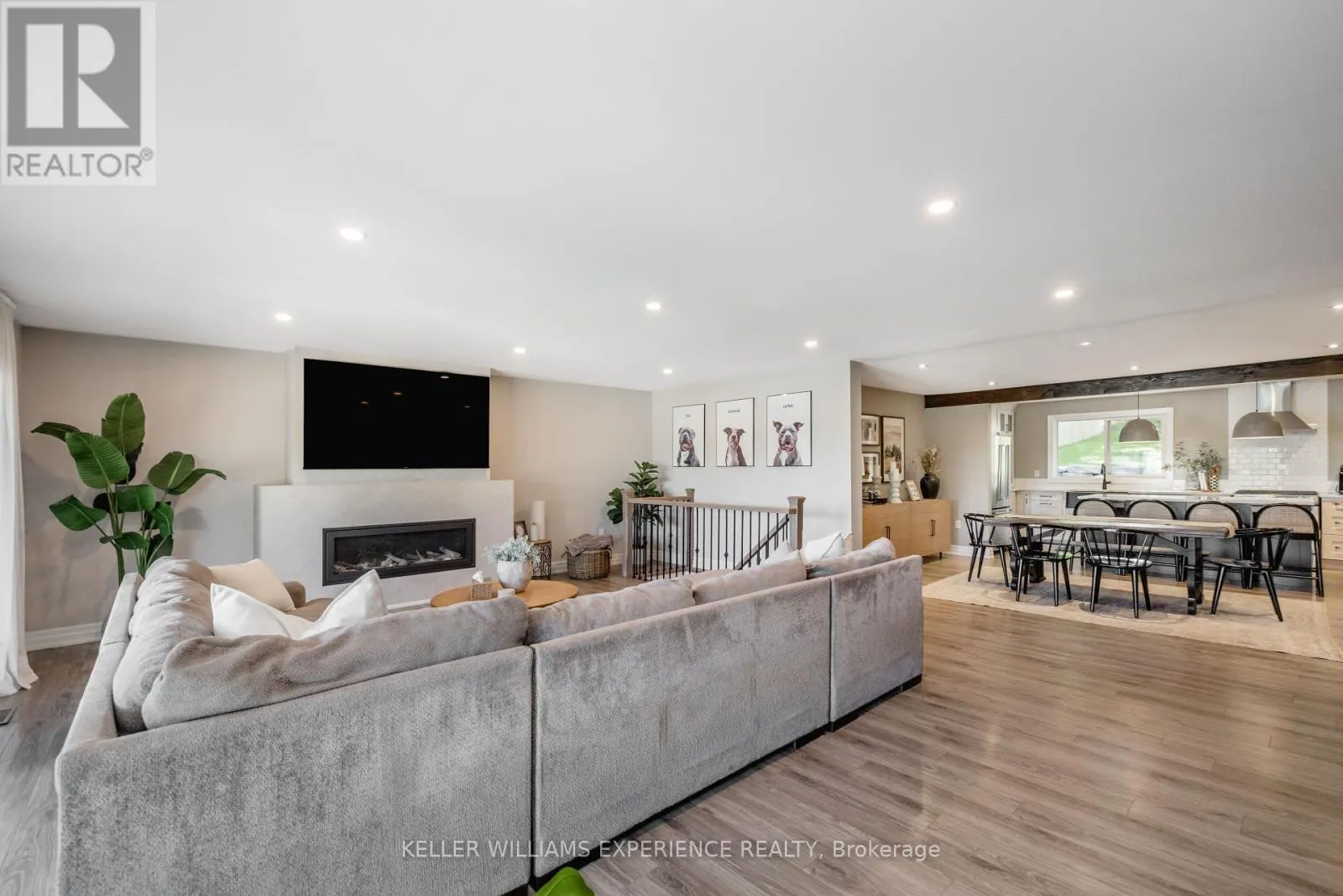 41 LITTLE LAKE DRIVE