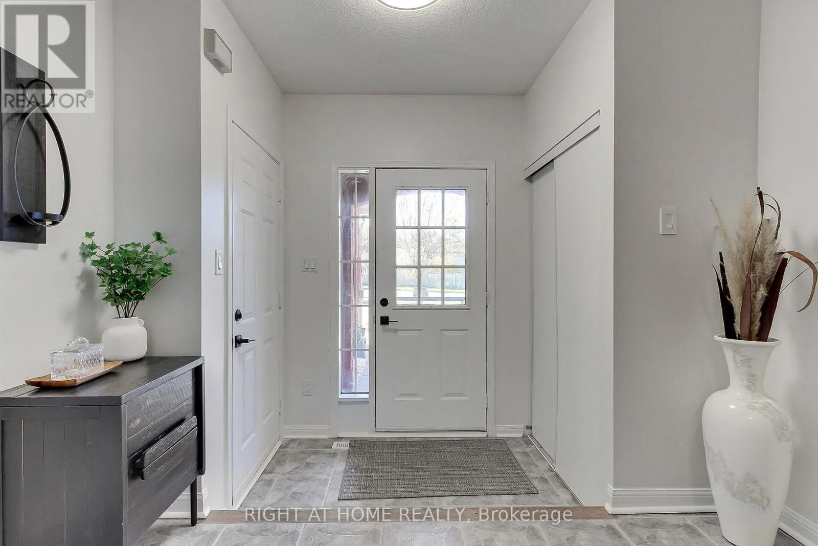 371 FERNDALE DRIVE