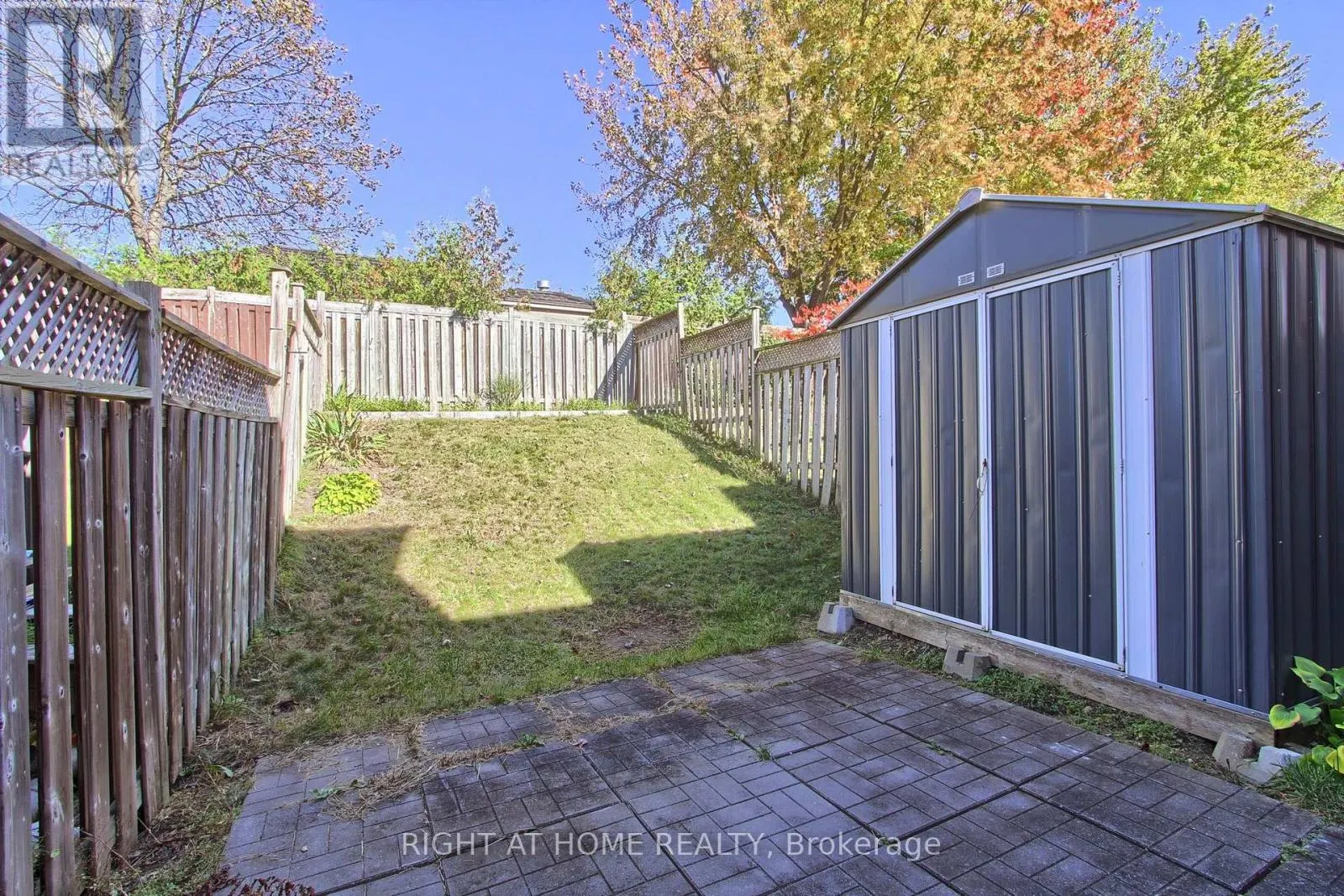 371 FERNDALE DRIVE