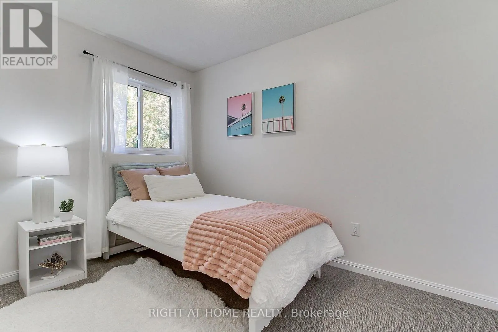 371 FERNDALE DRIVE