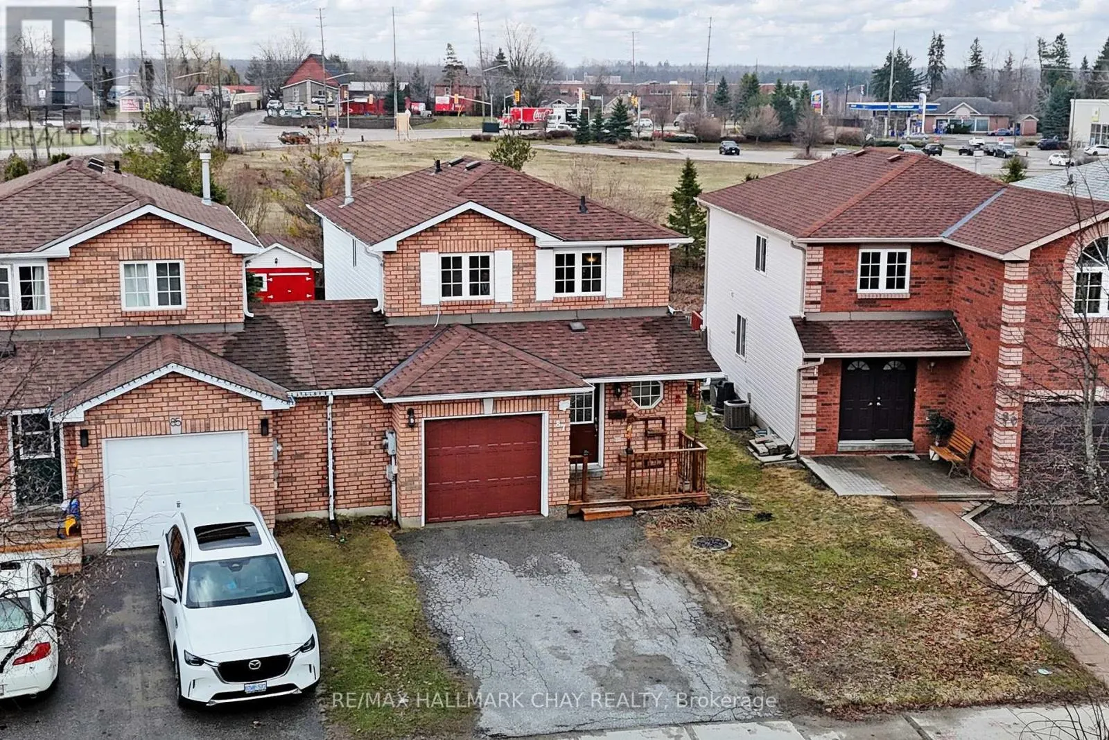 87 WESSENGER DRIVE