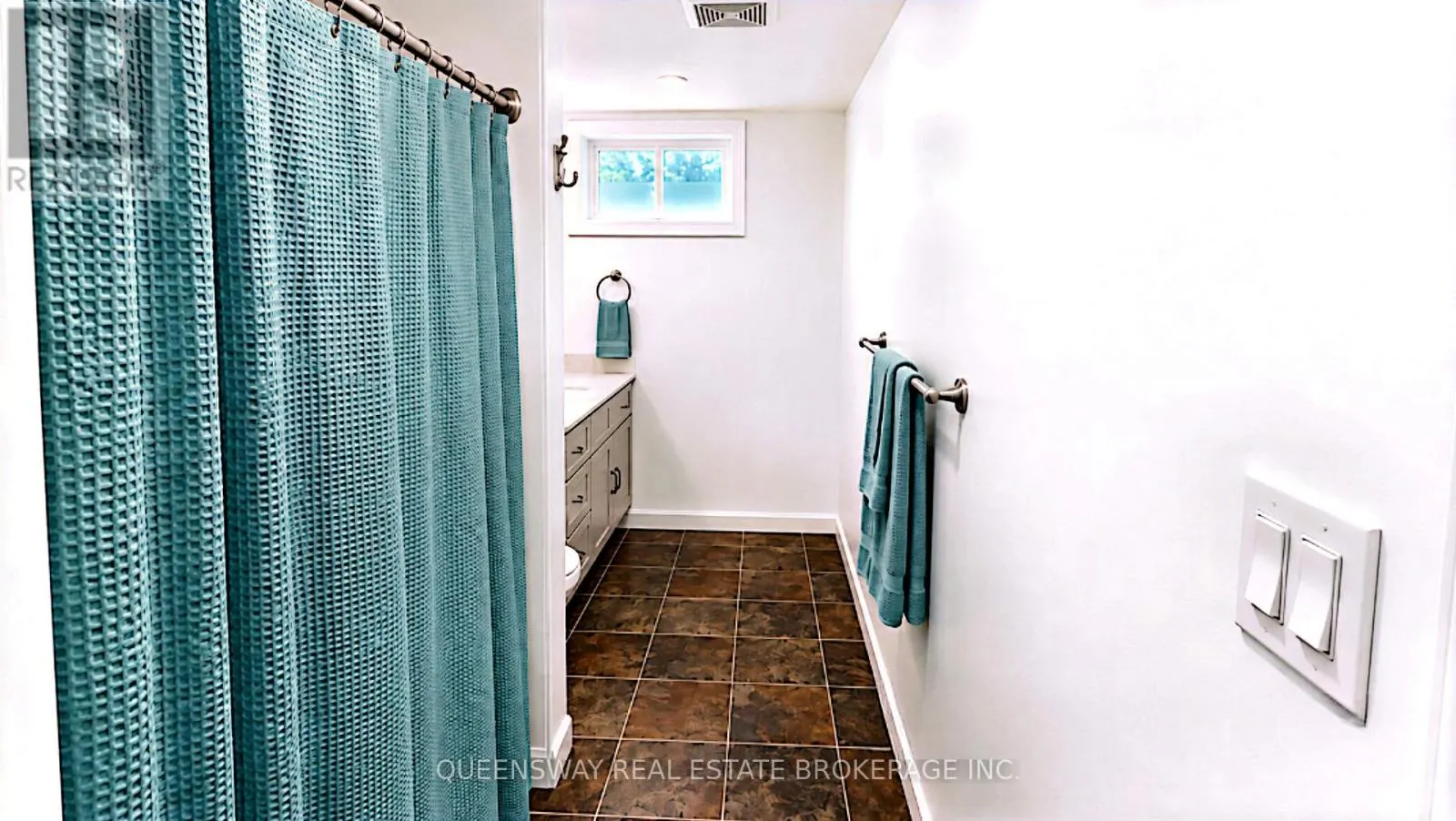 BASEMENT - 34 TOWER CRESCENT