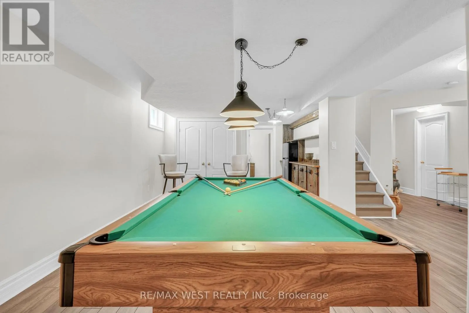 90 BIRKHALL PLACE