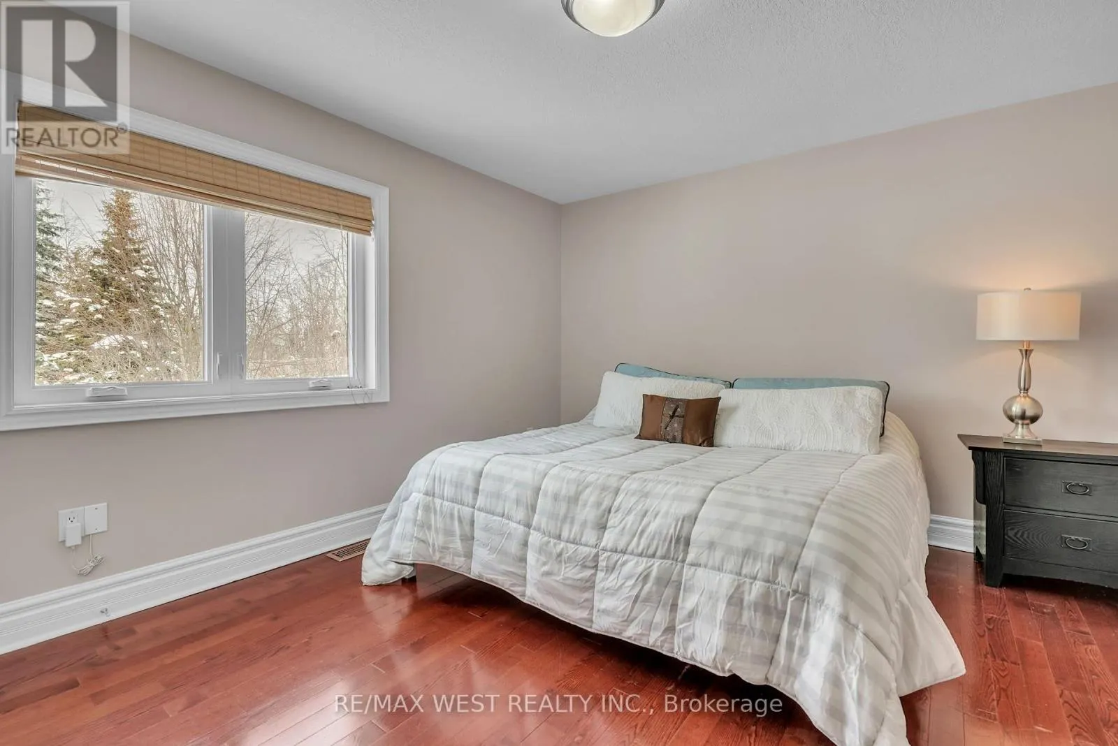 90 BIRKHALL PLACE