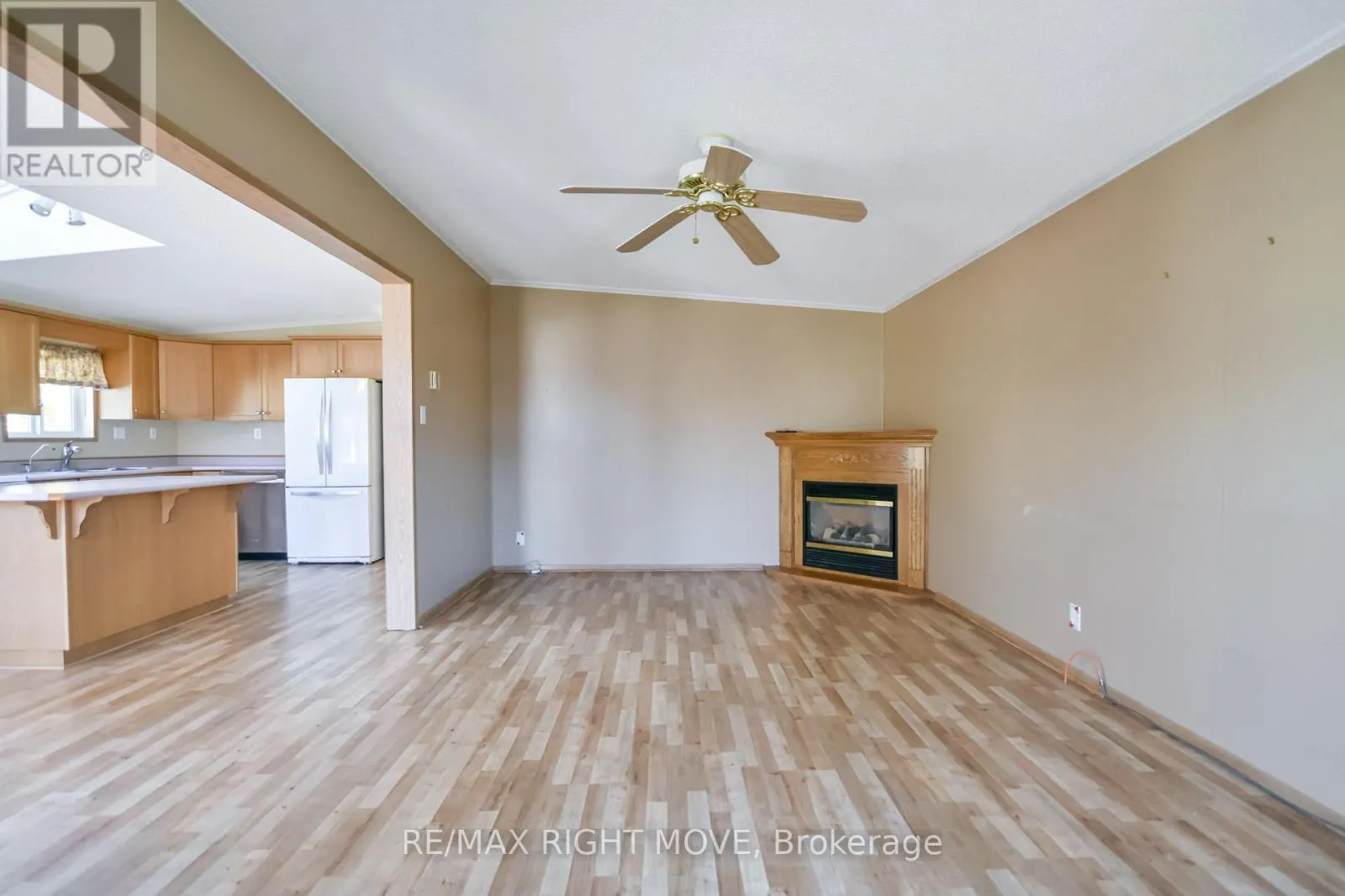 4105 WESLEY STREET