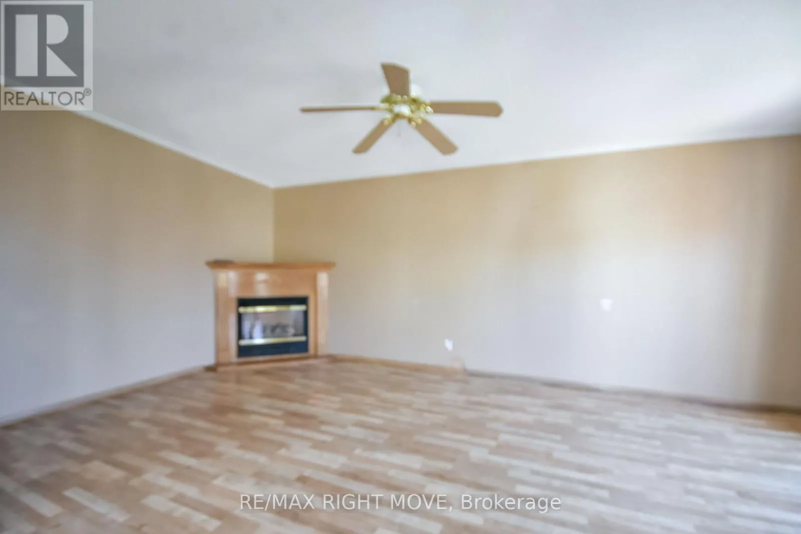4105 WESLEY STREET