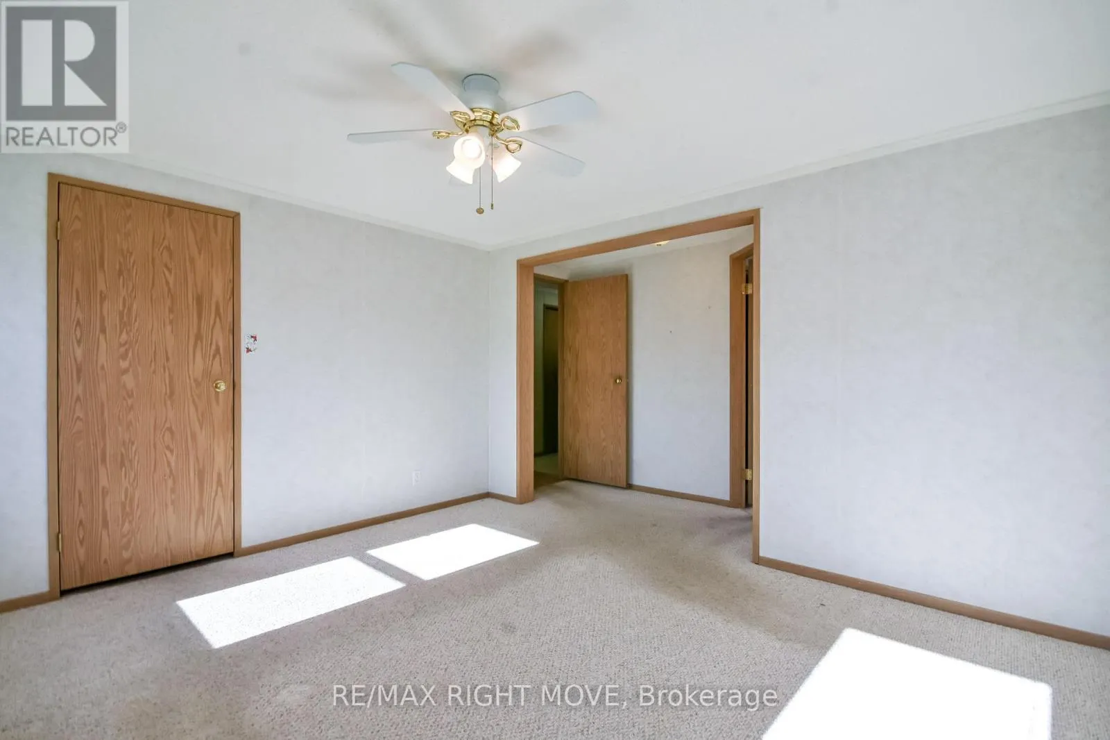 4105 WESLEY STREET