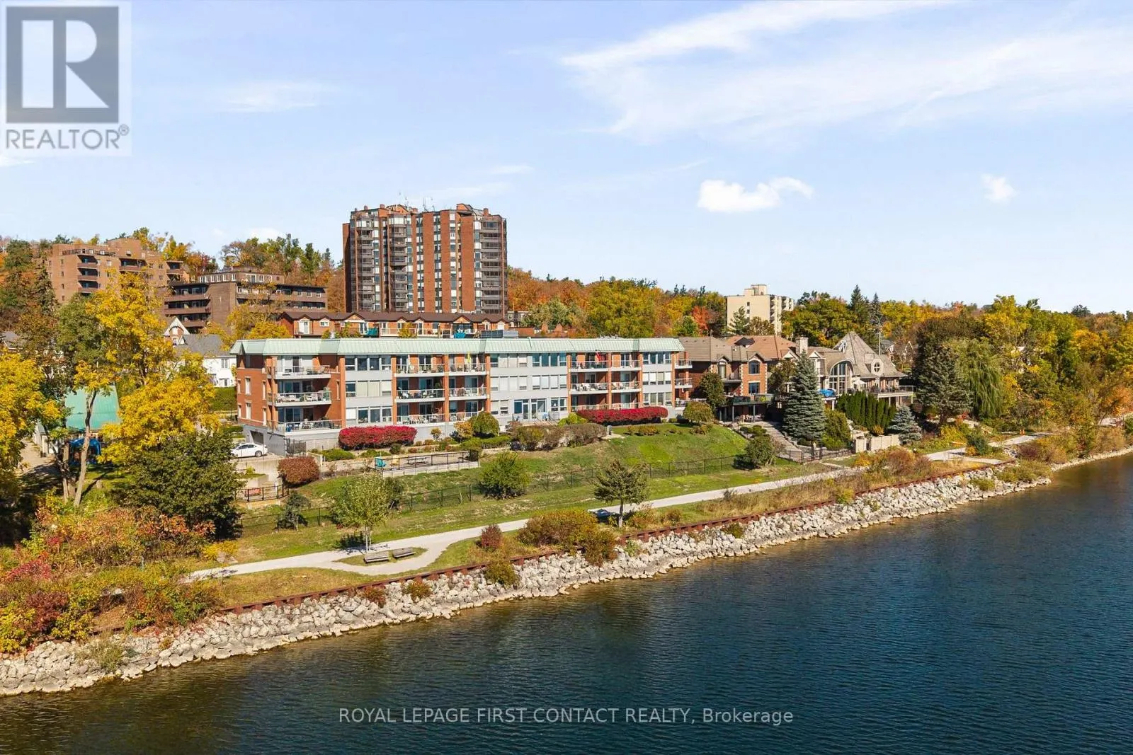308 - 21 KEMPENFELT DRIVE