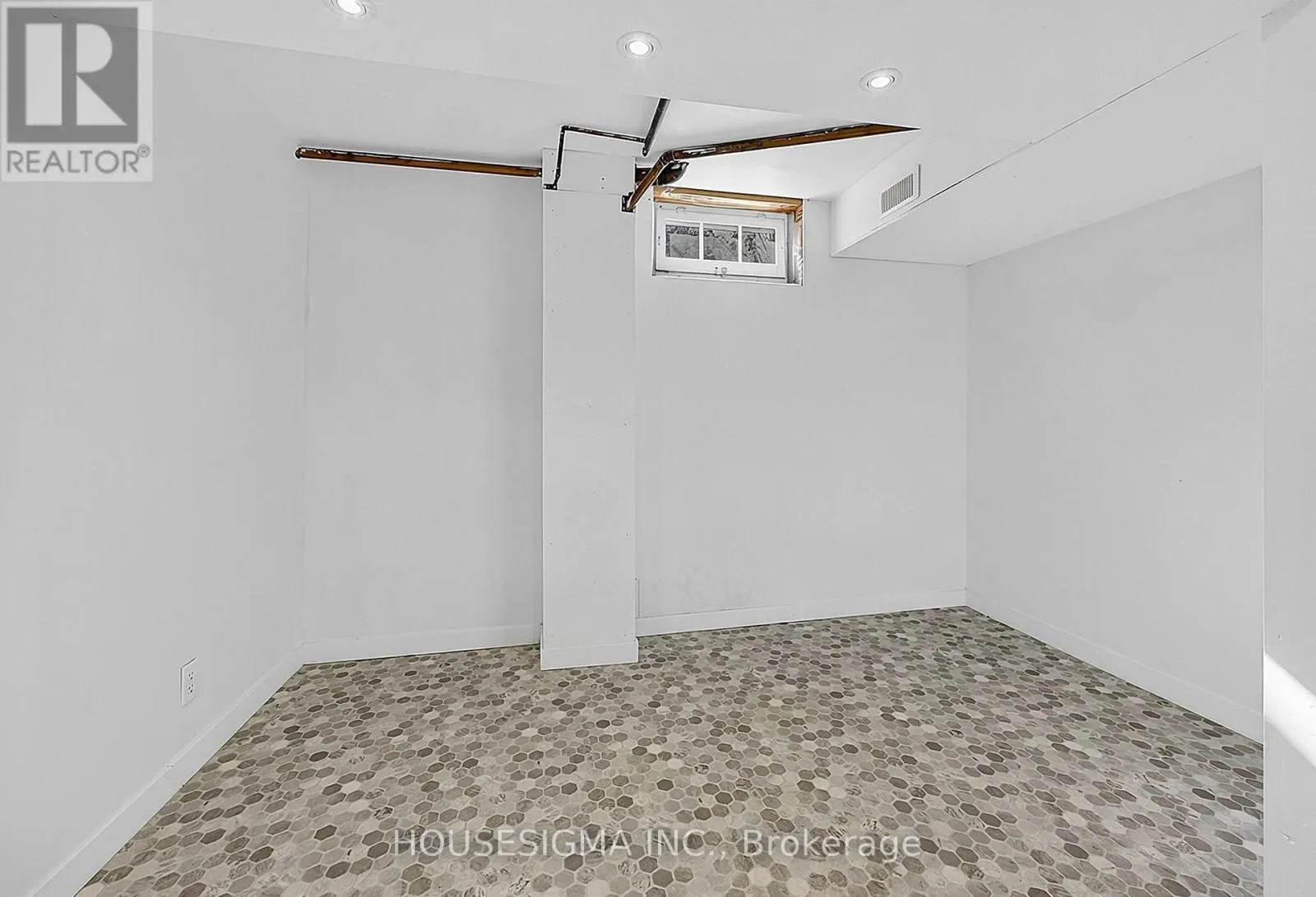 239 WARNICA ROAD