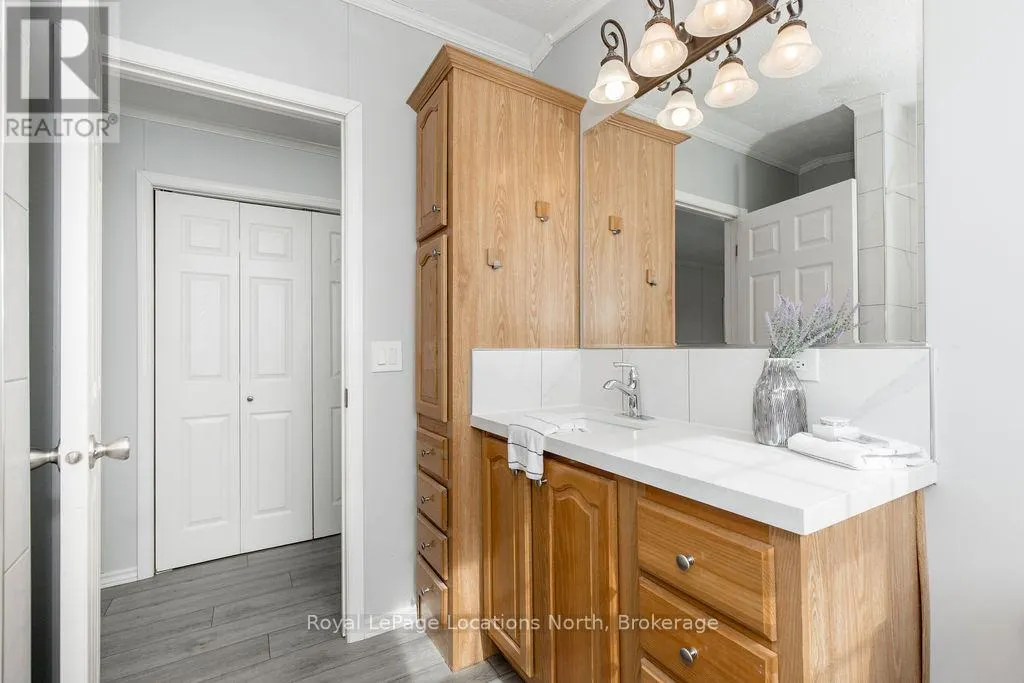89 GEORGIAN GLEN DRIVE