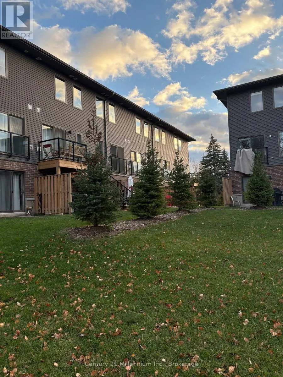 12 WINTERS CRESCENT