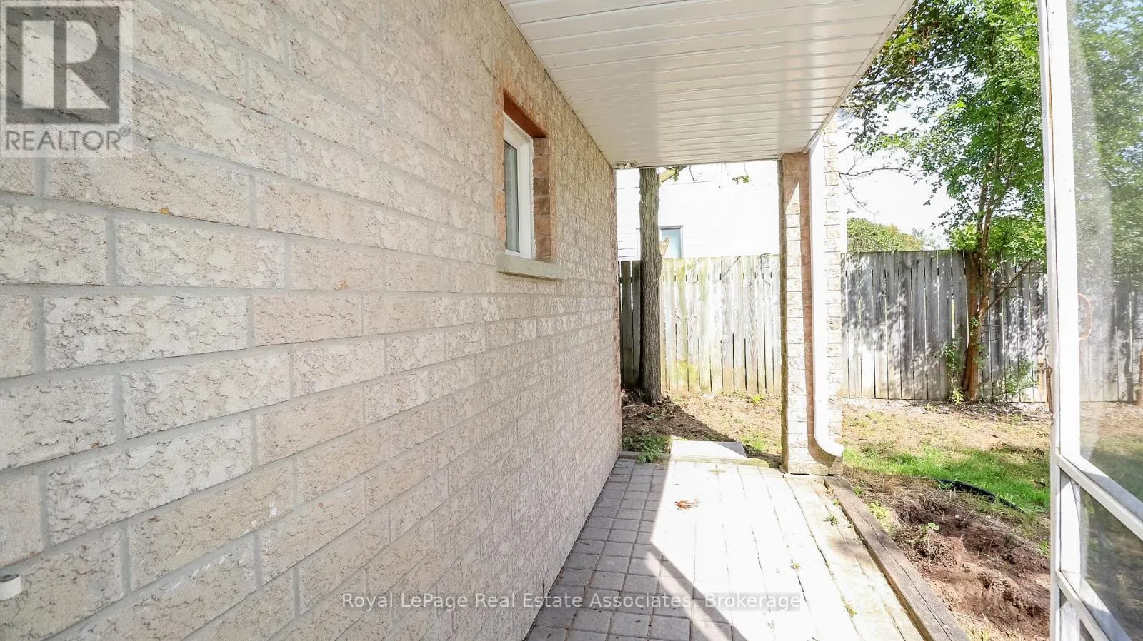 2 - 94 SANFORD STREET
