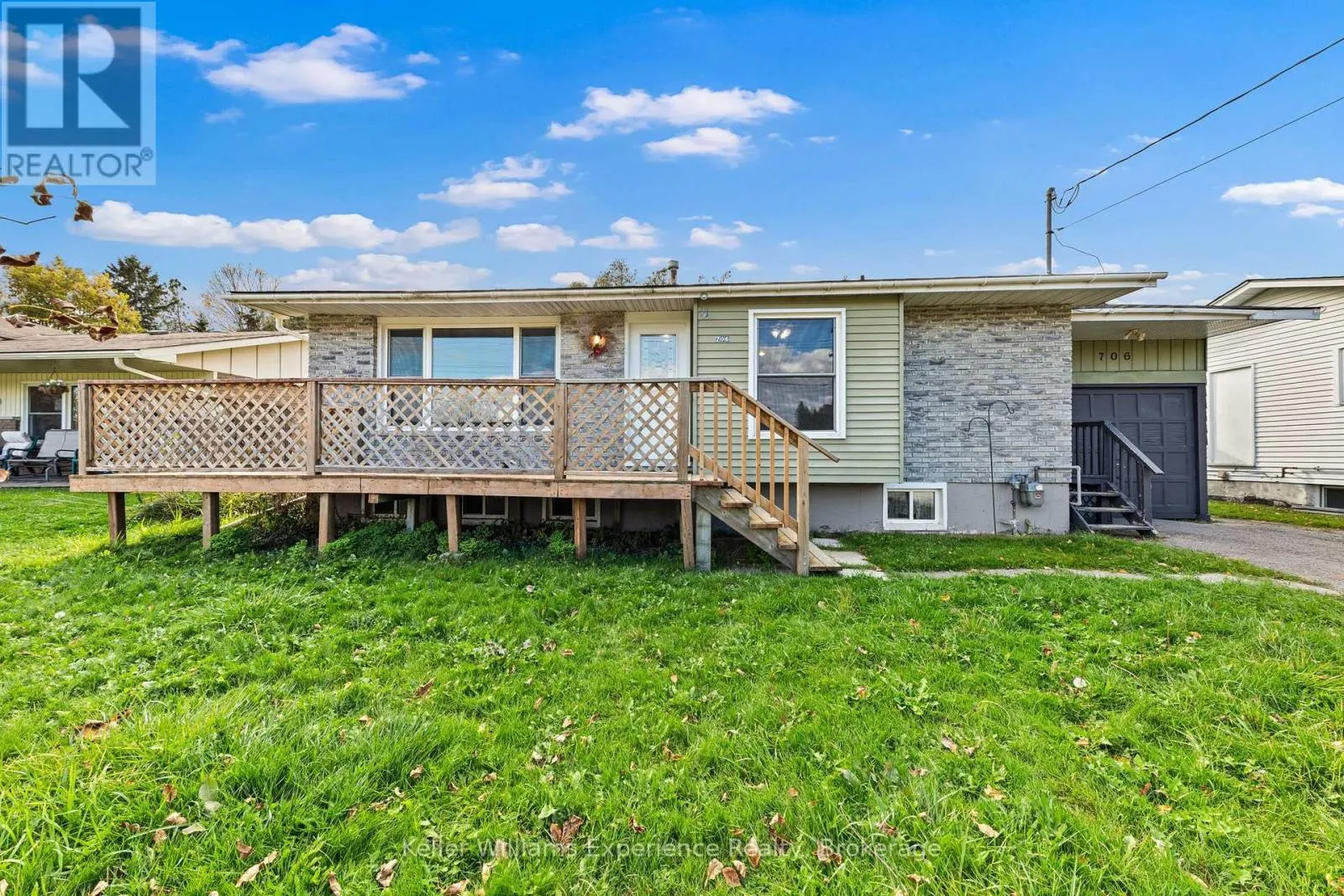 706 SIMCOE AVENUE