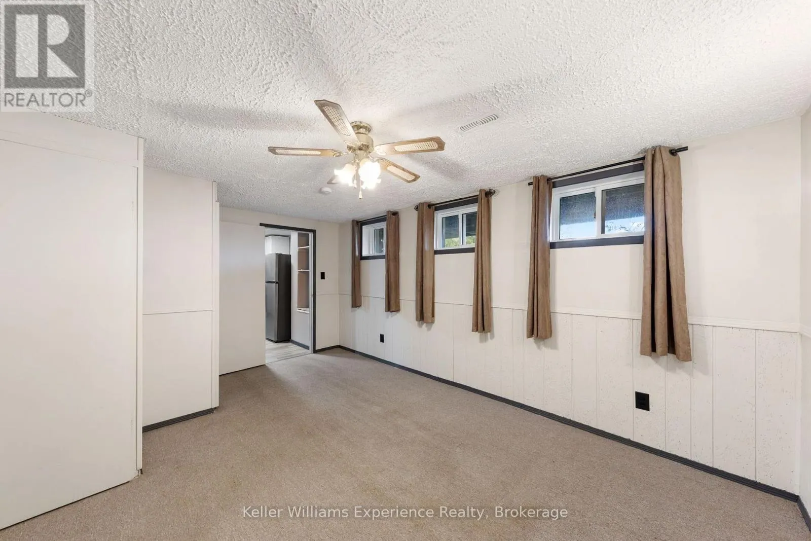 706 SIMCOE AVENUE