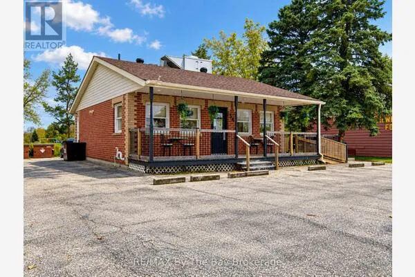 56 YONGE STREET S