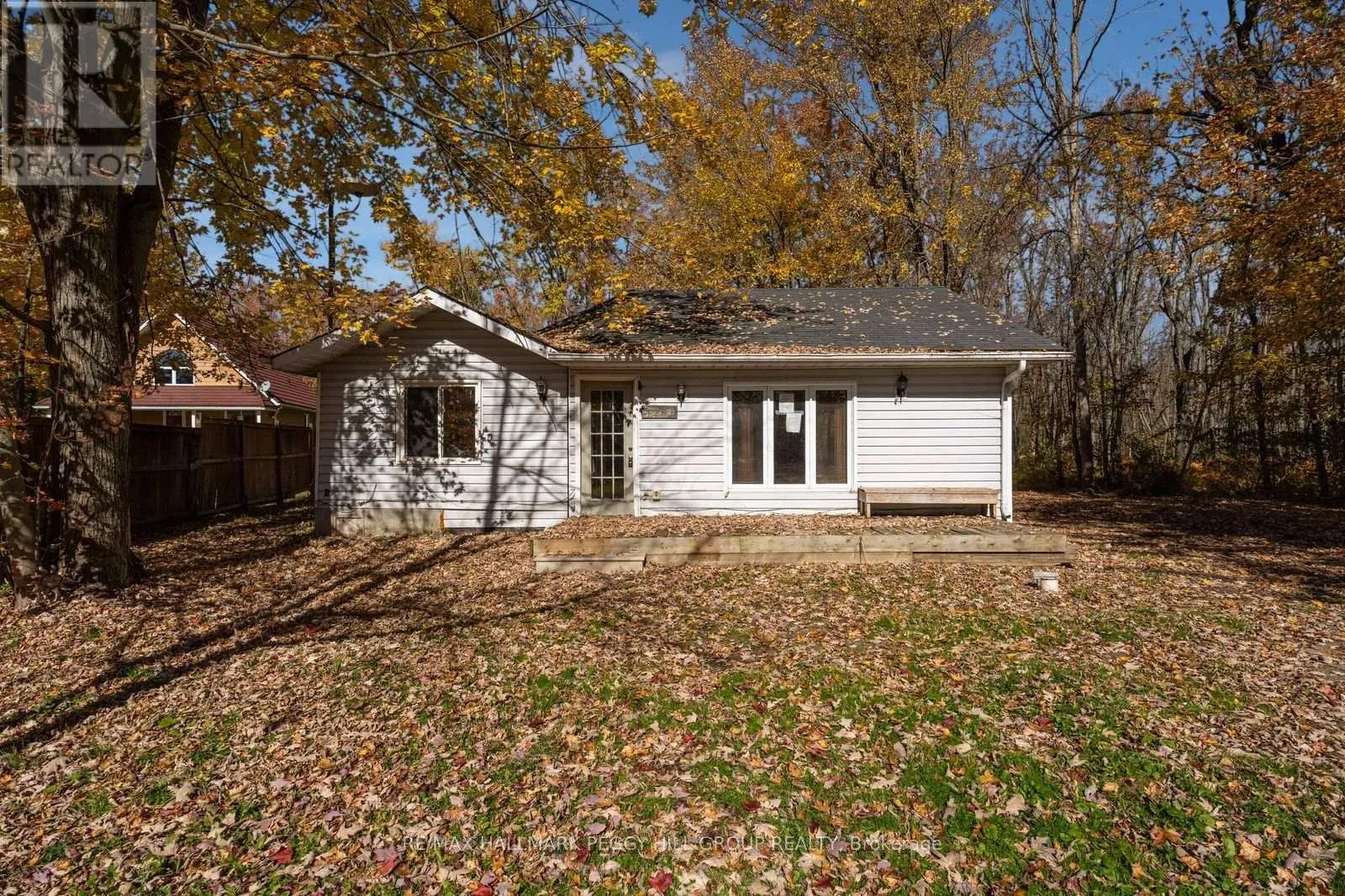 4260 LAKEVIEW DRIVE