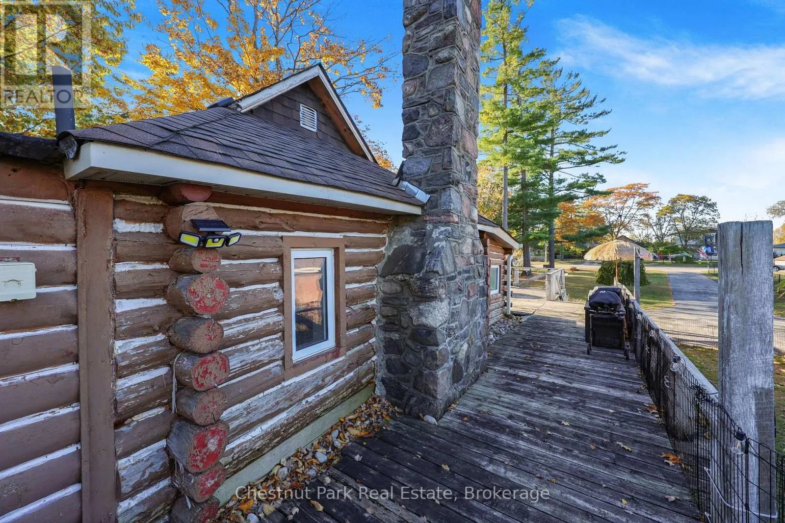 125 RIVER ROAD E