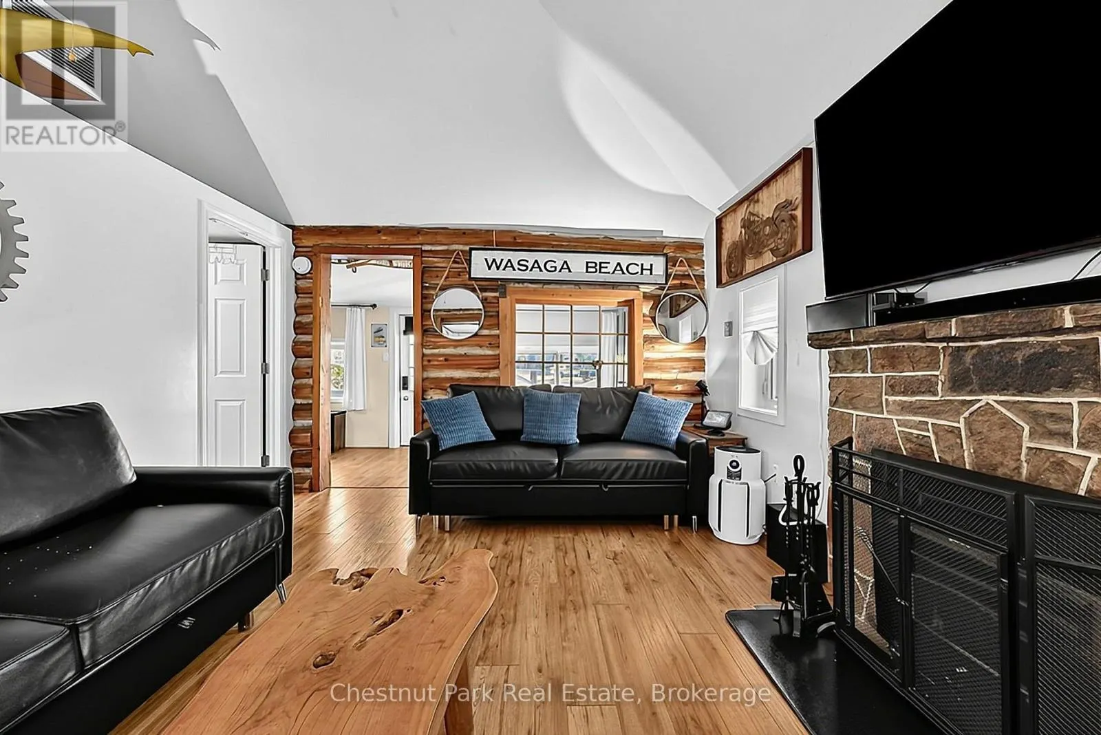125 RIVER ROAD E