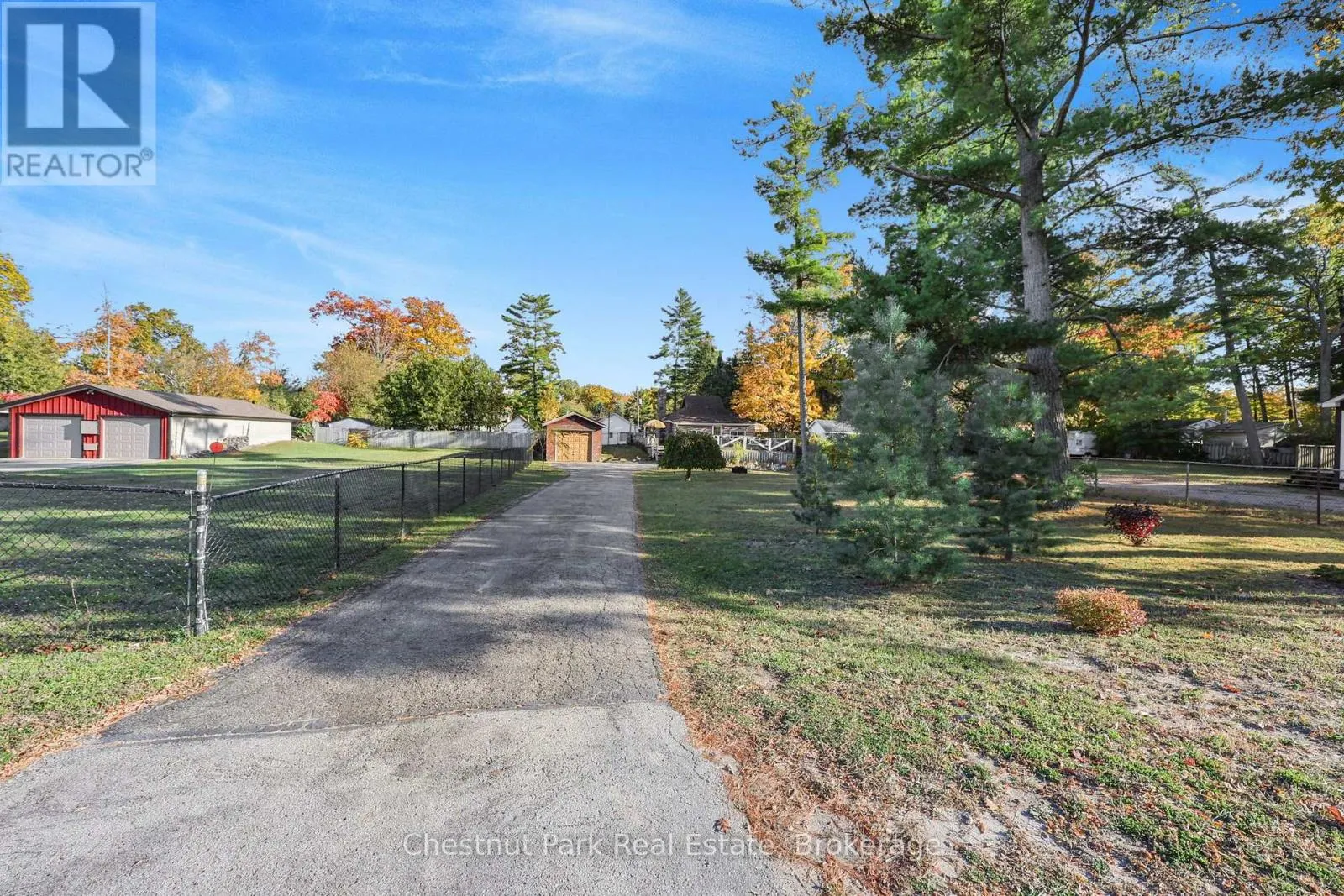 125 RIVER ROAD E