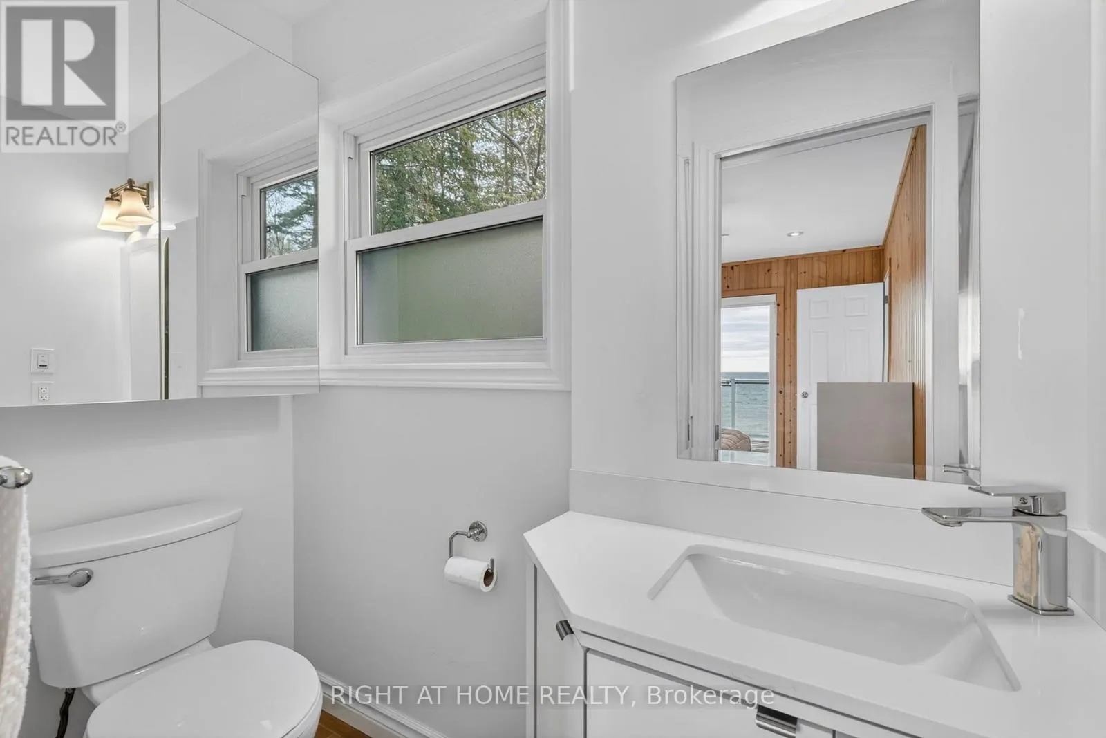 442 SILVER BIRCH DRIVE