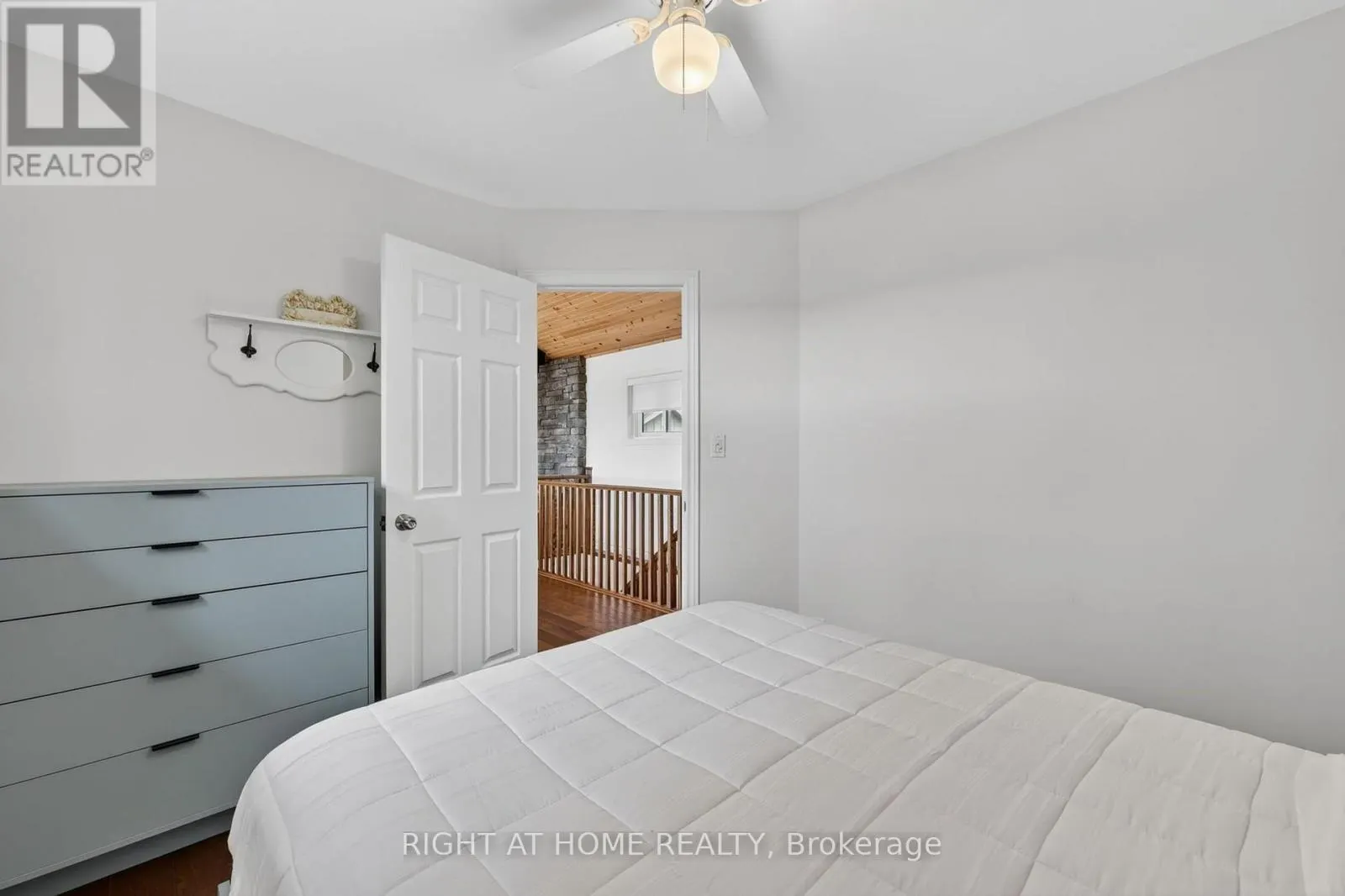 442 SILVER BIRCH DRIVE