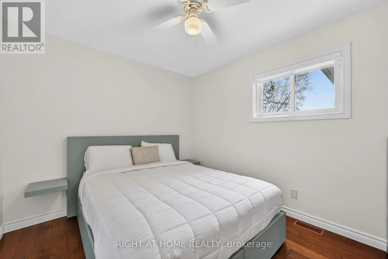 442 SILVER BIRCH DRIVE
