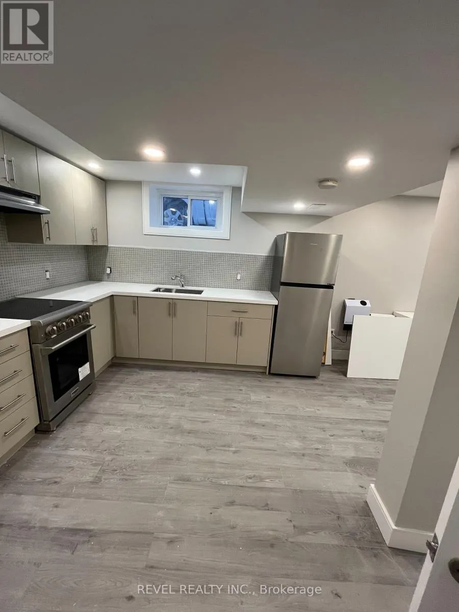 LOWER - 324 ST VINCENT STREET