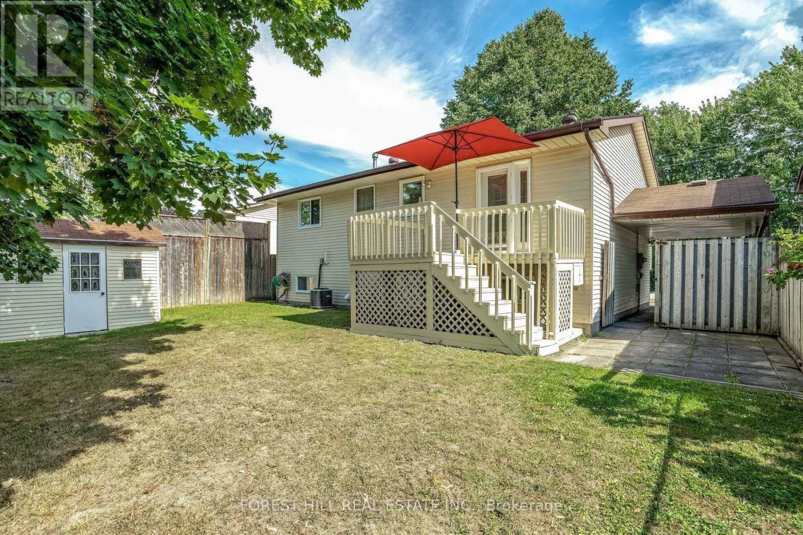 UPPER - 18 SHANNON STREET