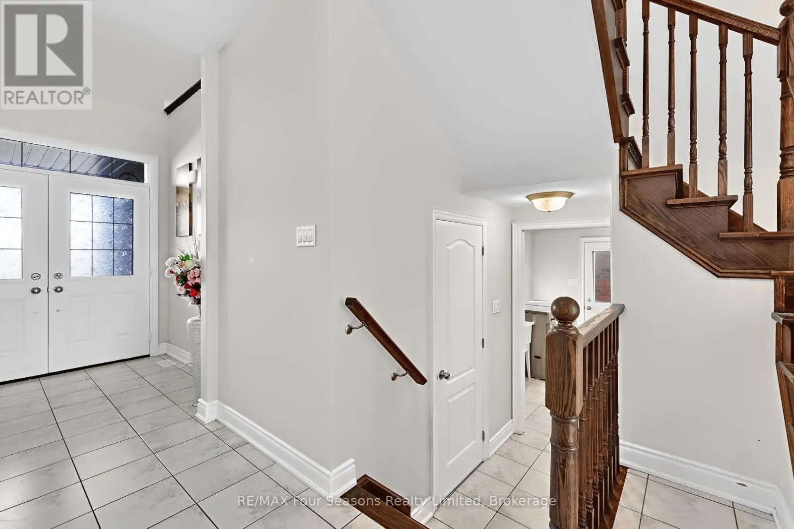 71 LOCKERBIE CRESCENT
