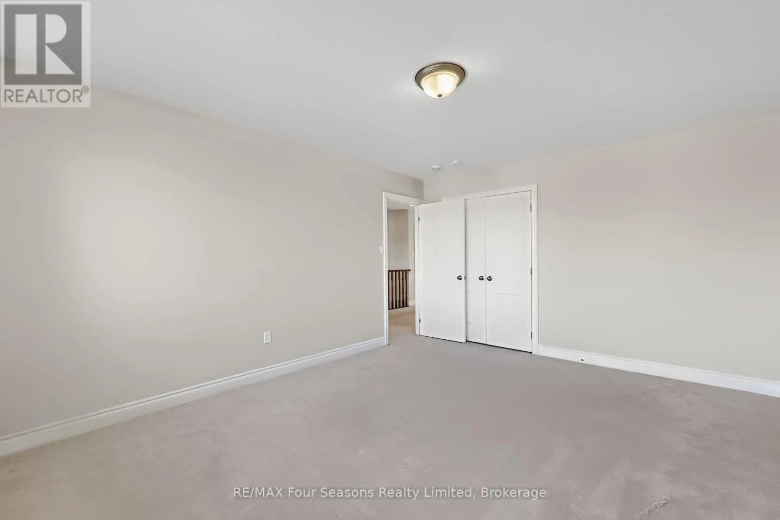 71 LOCKERBIE CRESCENT