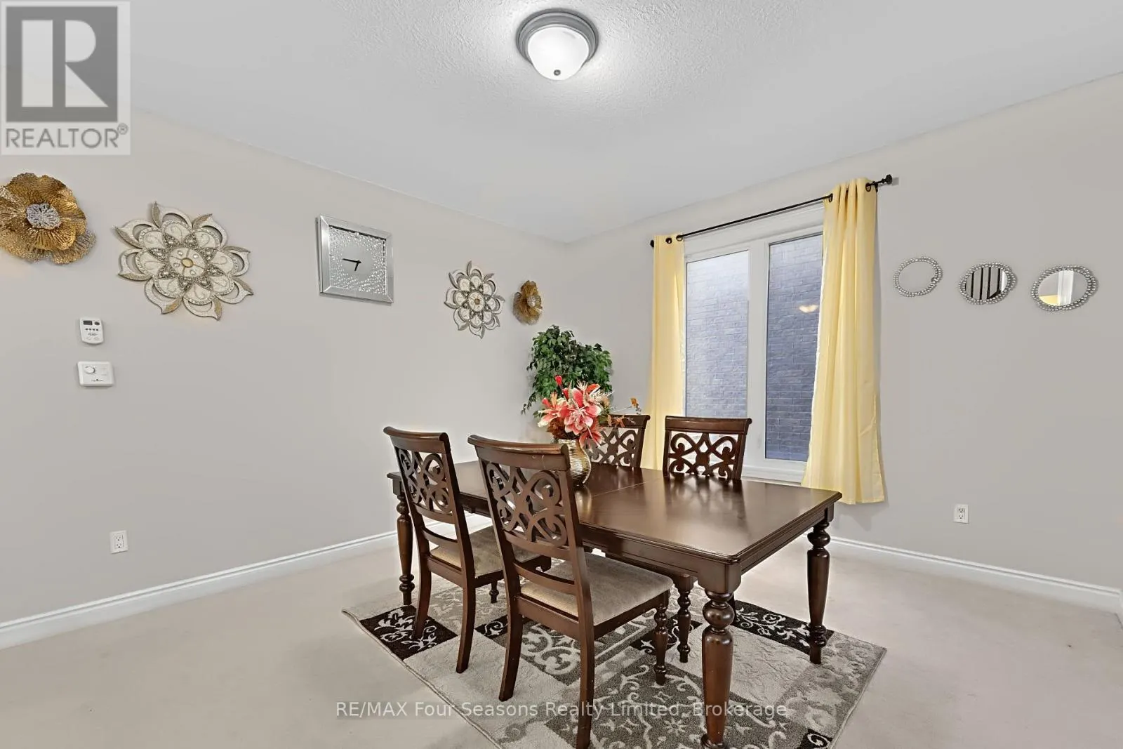 71 LOCKERBIE CRESCENT