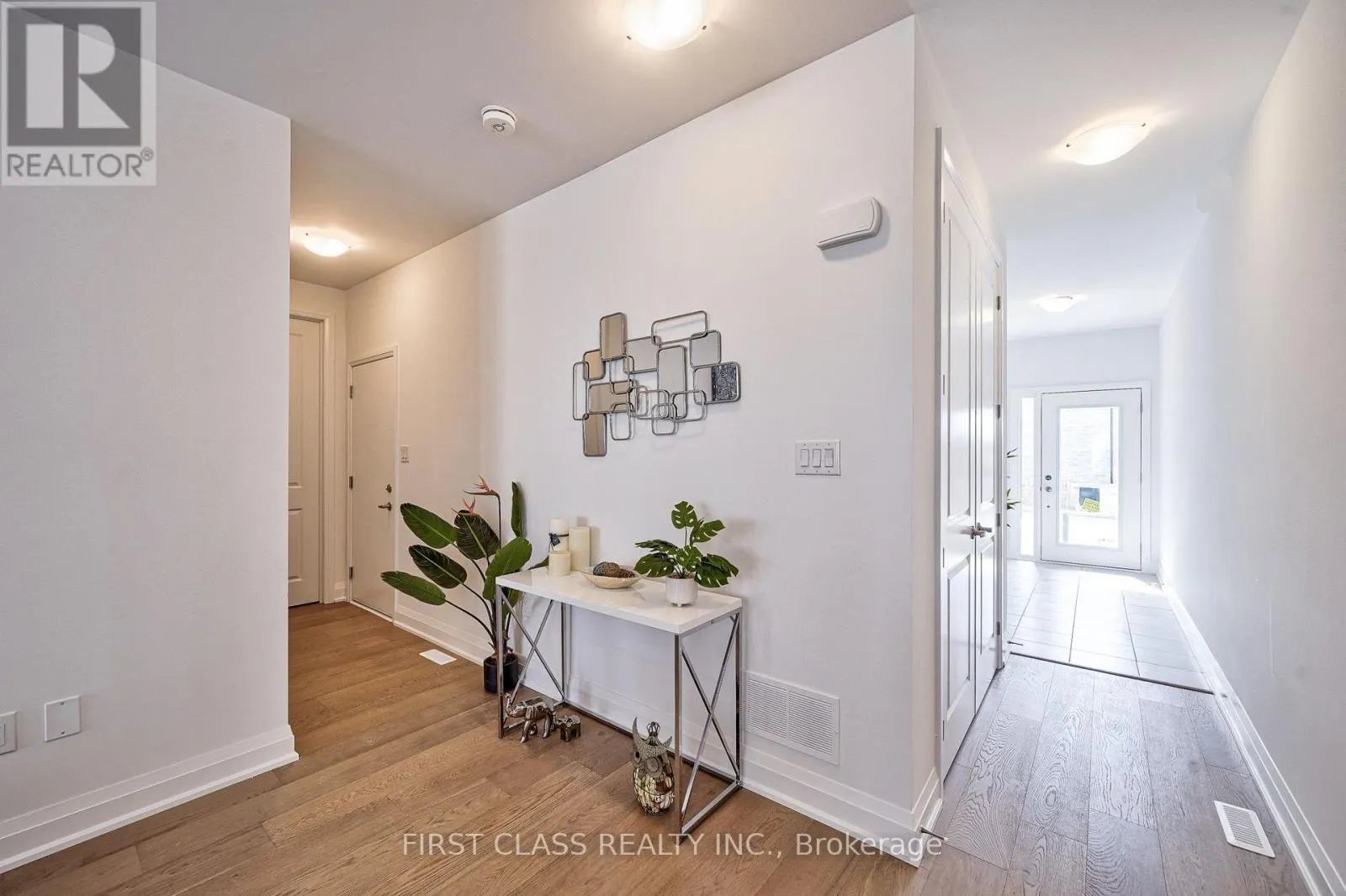 24 BARNYARD TRAIL