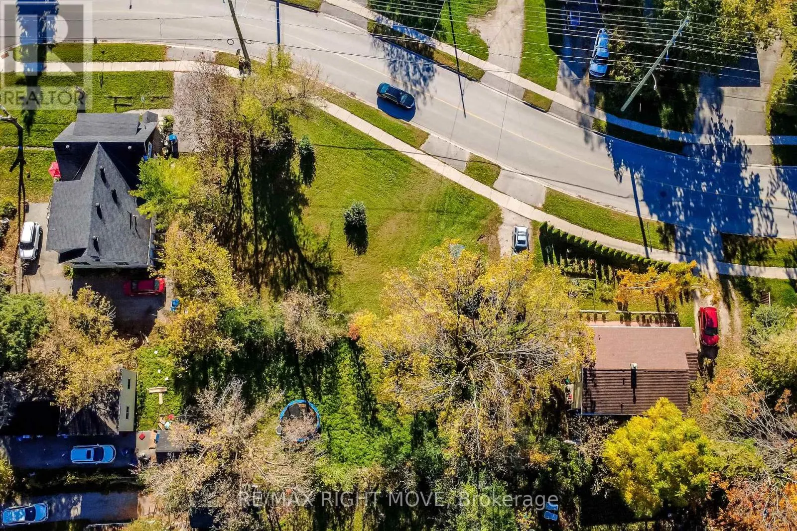 00110 JAMES STREET E