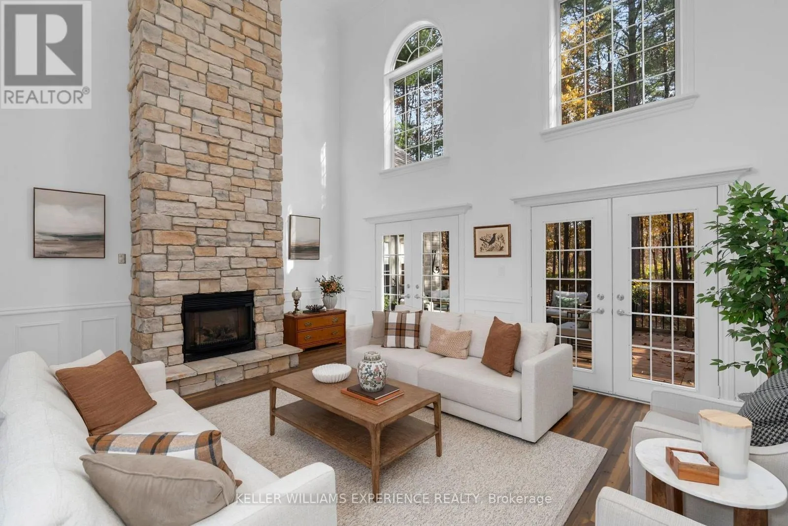 17 FAIRWAY COURT
