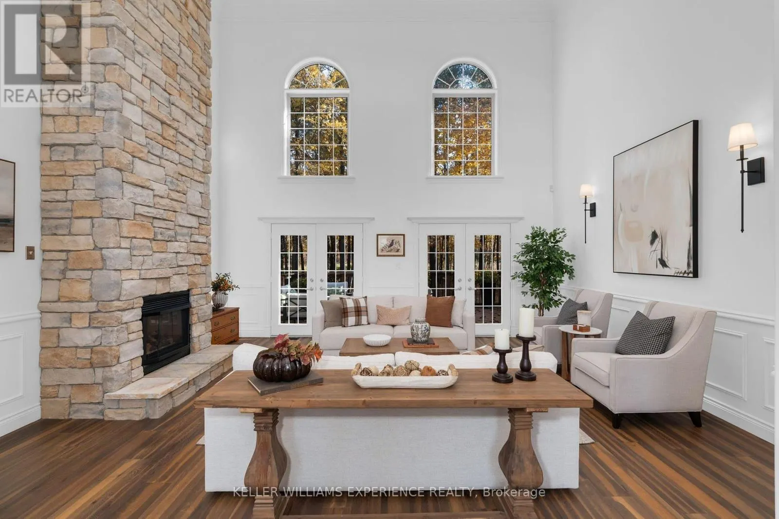 17 FAIRWAY COURT