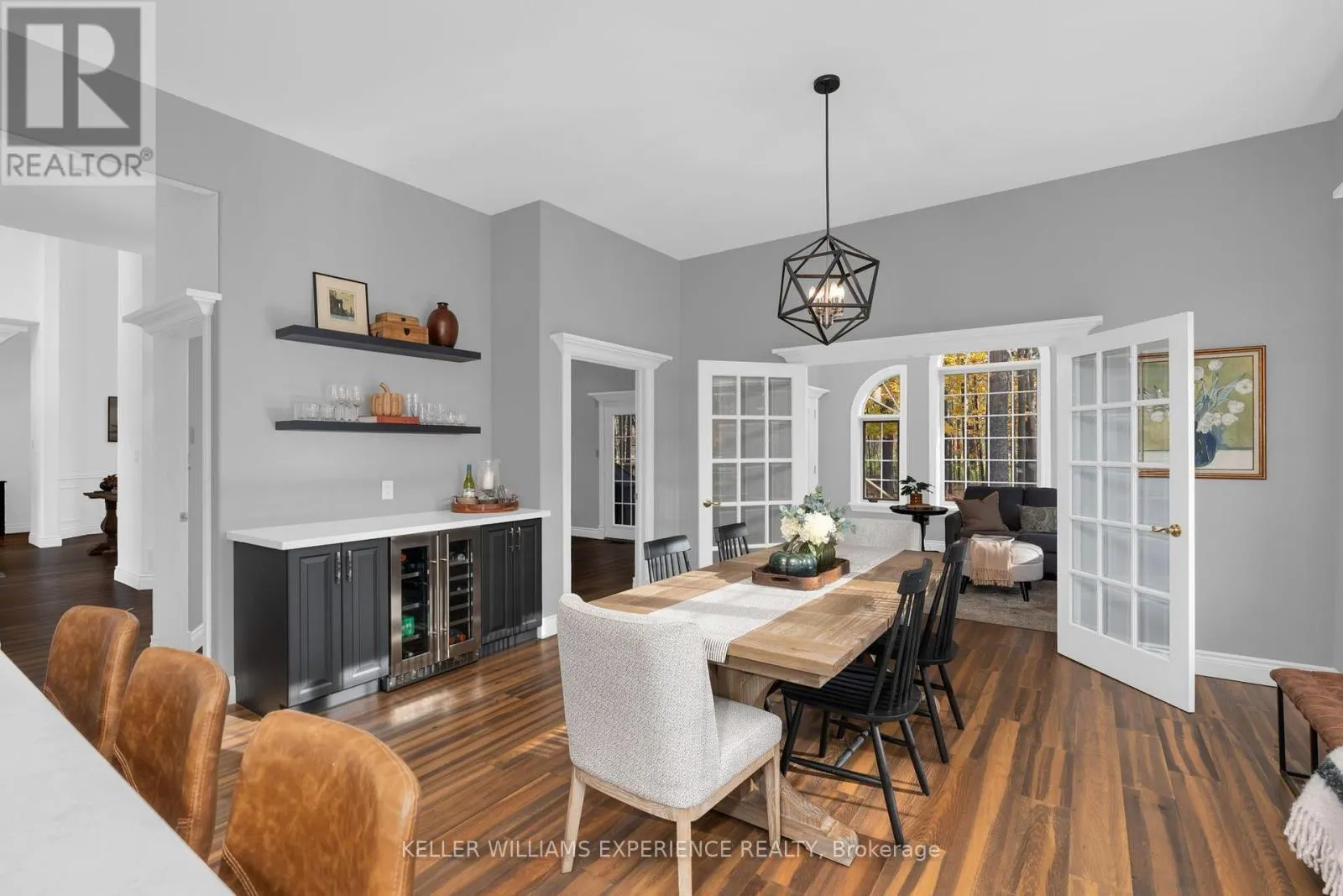 17 FAIRWAY COURT