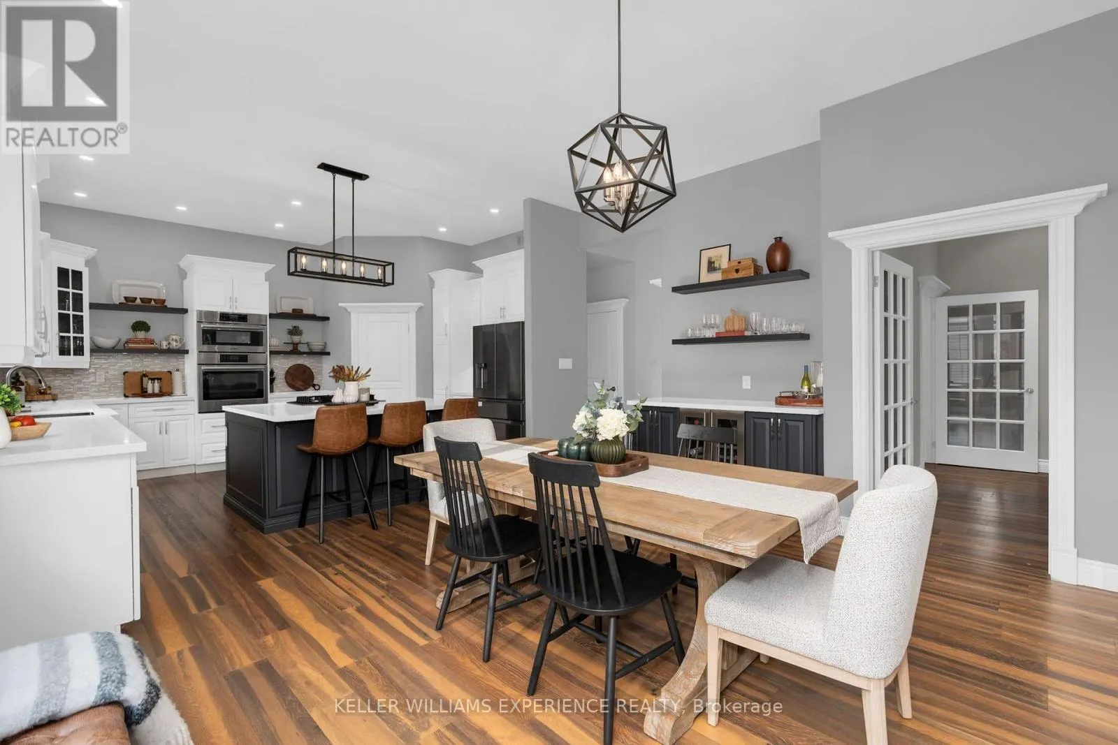 17 FAIRWAY COURT