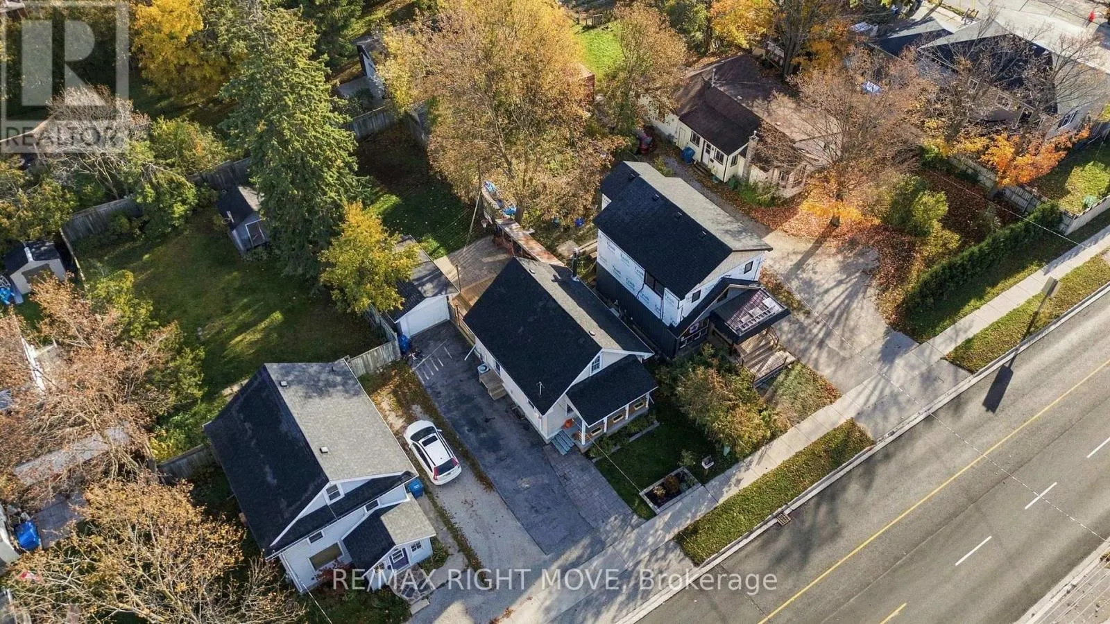 94 WESTMOUNT DRIVE N